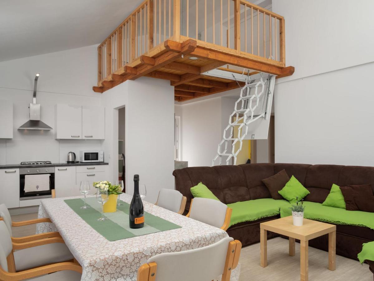 Holiday Home Lavendel - Mlk159 By Interhome Dobrinj Eksteriør bilde