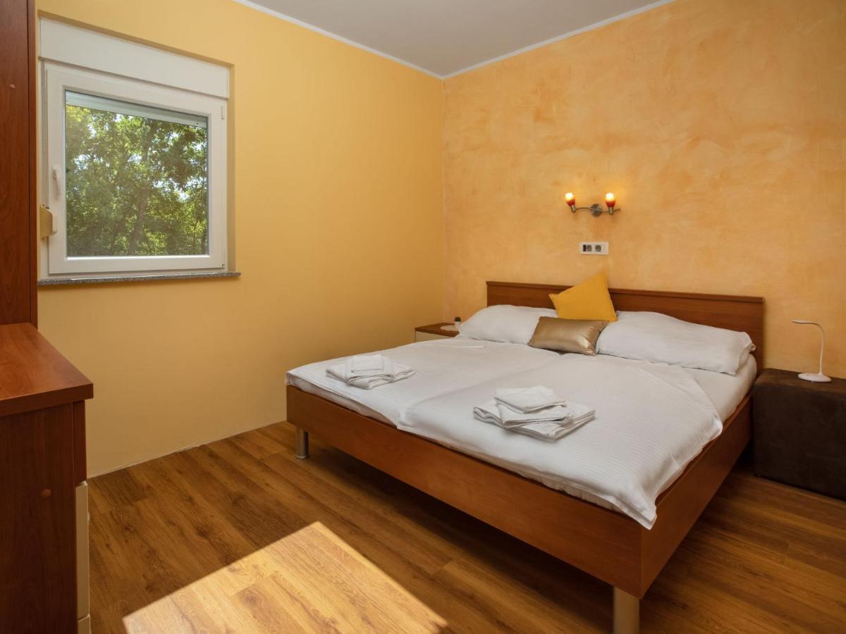 Holiday Home Lavendel - Mlk159 By Interhome Dobrinj Eksteriør bilde